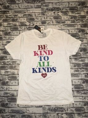 Phluid Pride "Be Kind To All Kinds" Short Sleeve White T-Shirt Small NWT